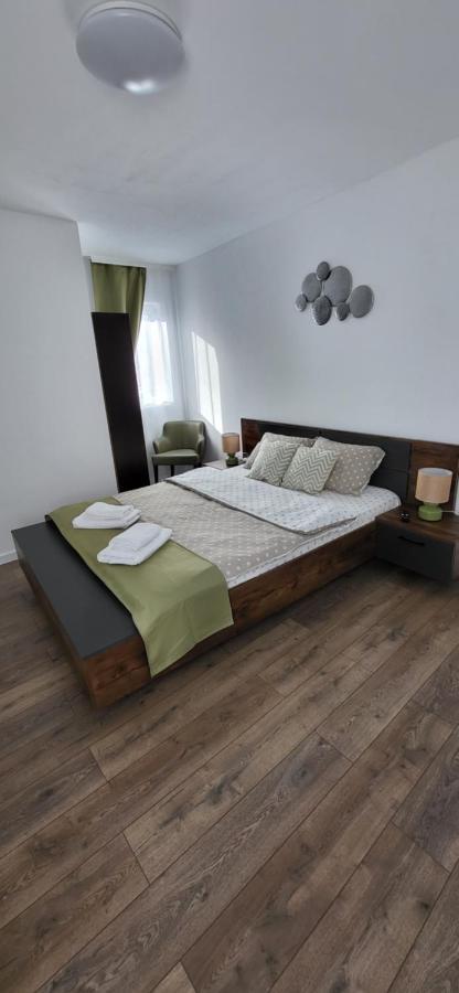 Huesca House Hotel Turda Buitenkant foto